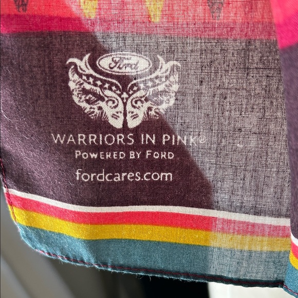 Colorful Patterned Scarf - Picture 6 of 6